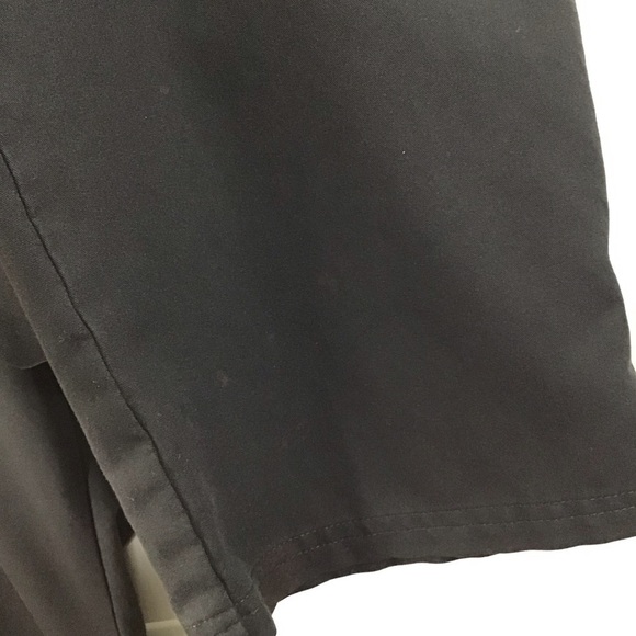 FIGS Yola Skinny Scrub Pants in Black Size XLarge Petite. - Picture 11 of 11